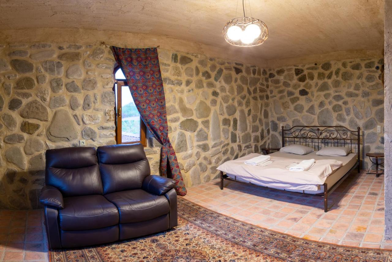 Chateau Tetri Bairagebi White Flags Kisiskhevi 외부 사진