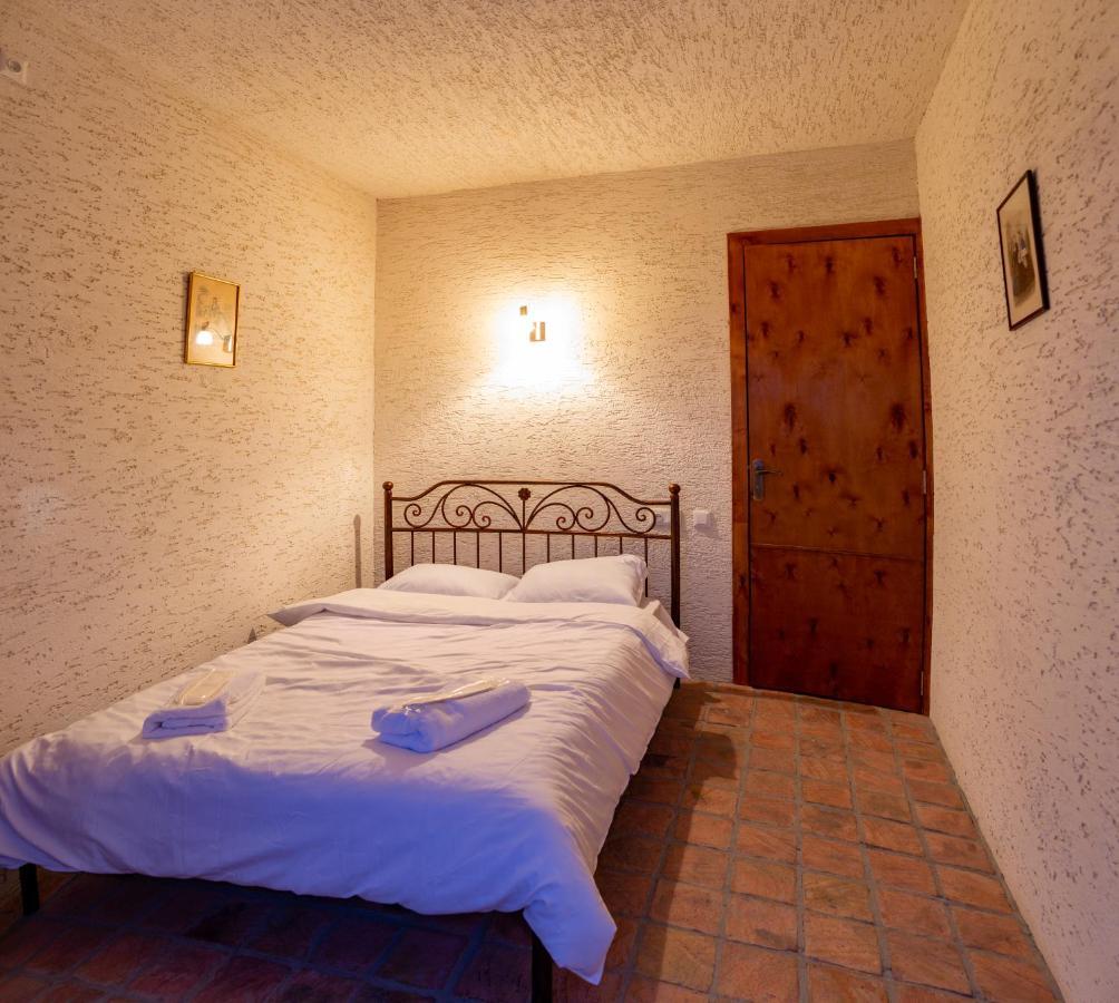 Chateau Tetri Bairagebi White Flags Kisiskhevi 외부 사진