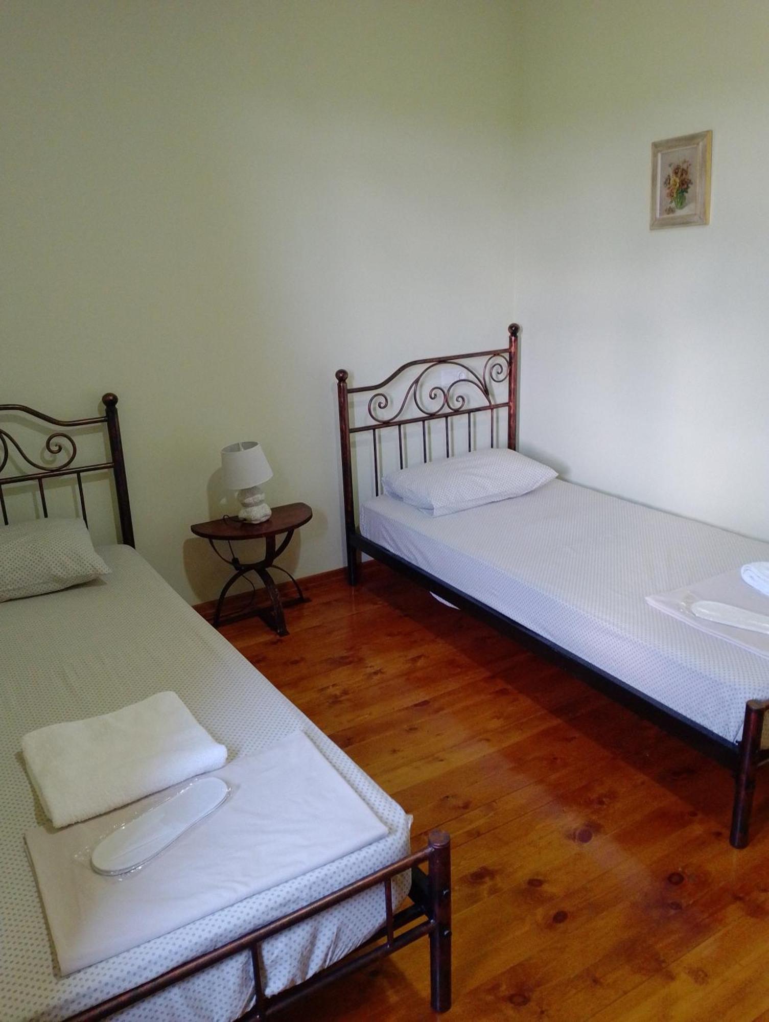 Chateau Tetri Bairagebi White Flags Kisiskhevi 외부 사진