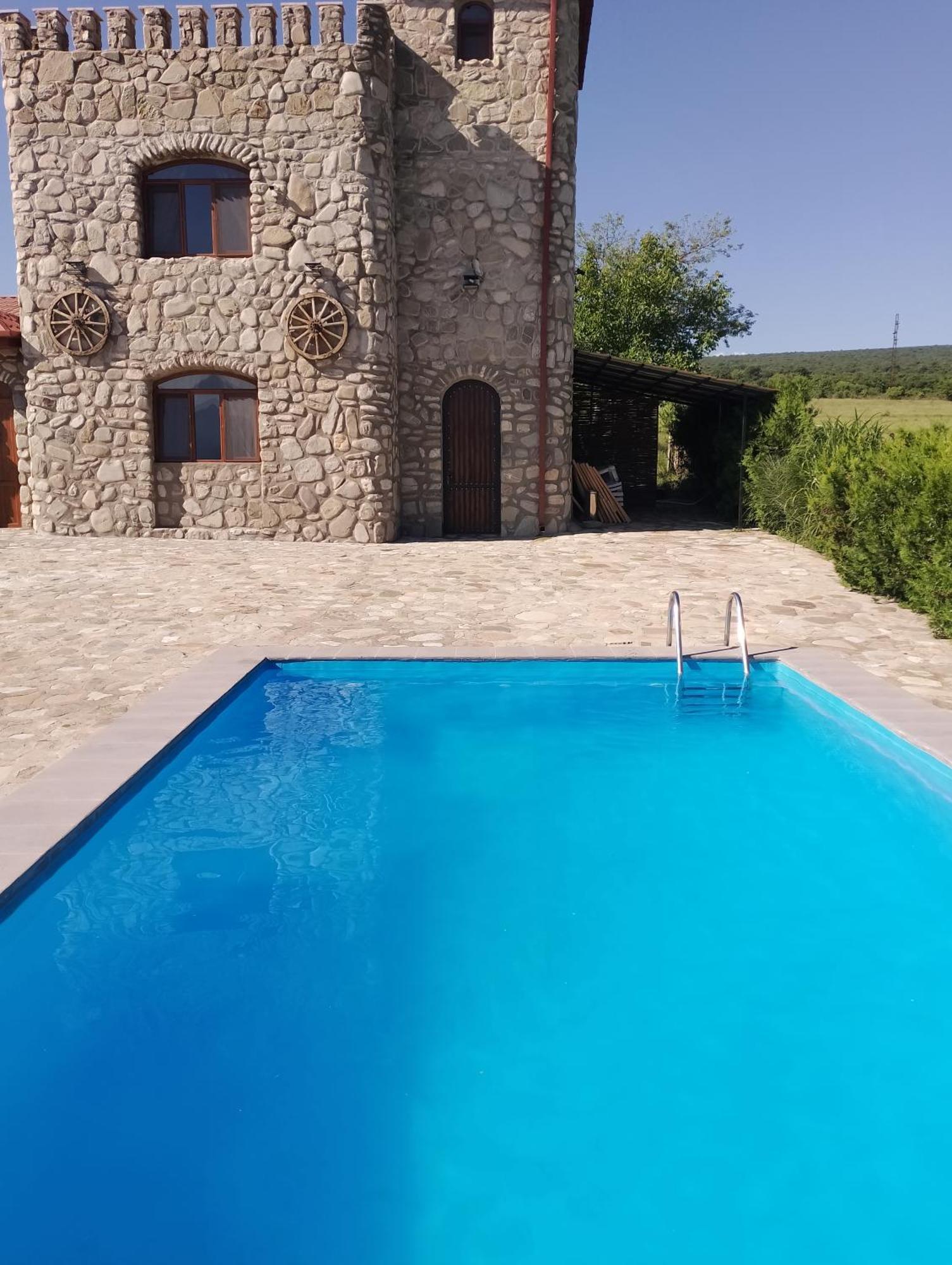 Chateau Tetri Bairagebi White Flags Kisiskhevi 외부 사진