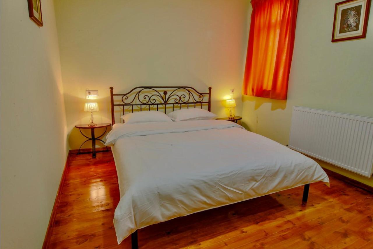 Chateau Tetri Bairagebi White Flags Kisiskhevi 외부 사진
